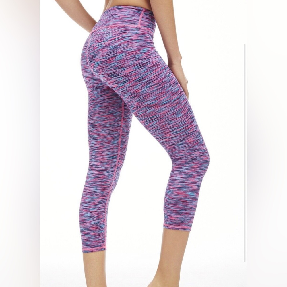 Fabletics Salar Capri Pop Pink Stripe